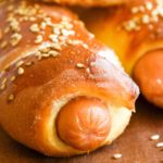 Hot dogi w cieście drożdżowym – roll dogi